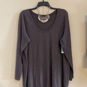NWT Susina long sleeve dark gray scoop neck T-shirt… Super soft!!  size 3X